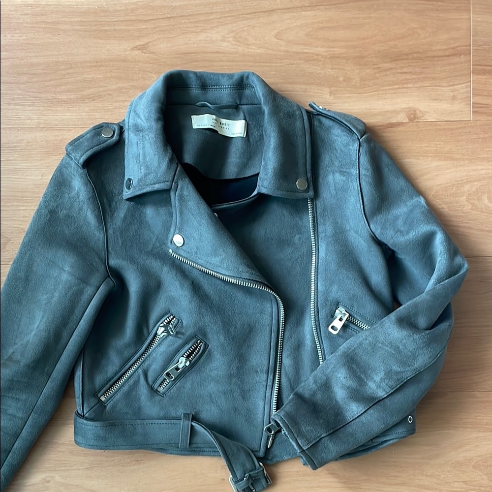 Zara Gray Leather Jacket Modern Sophistication